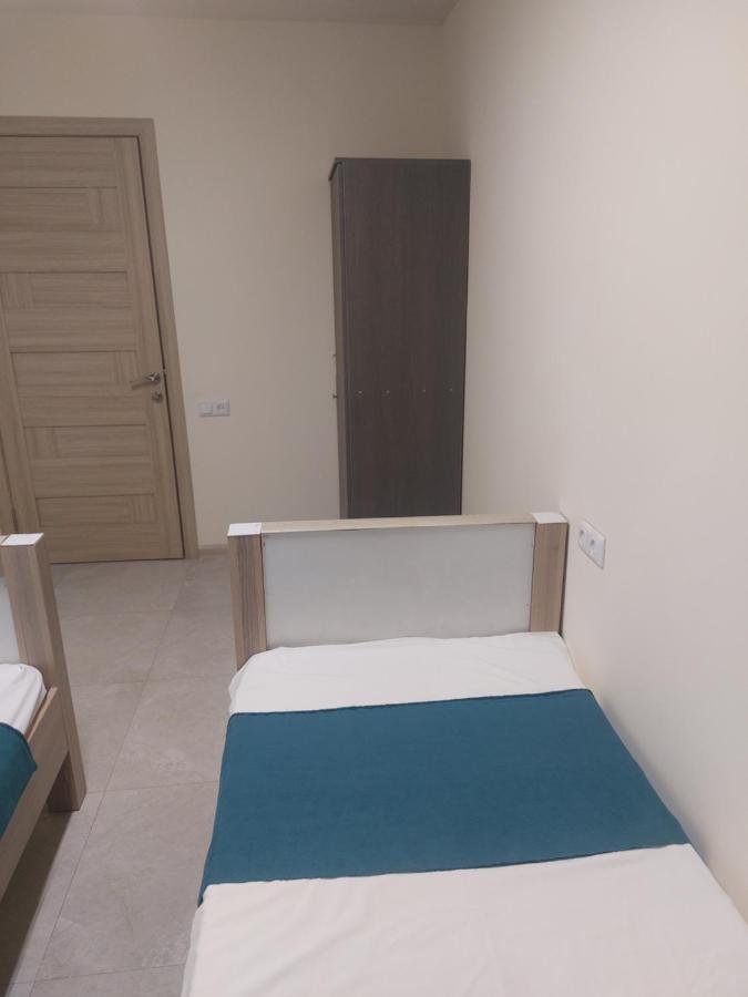 The Best Hotel-Hostel Yerevan Exterior photo