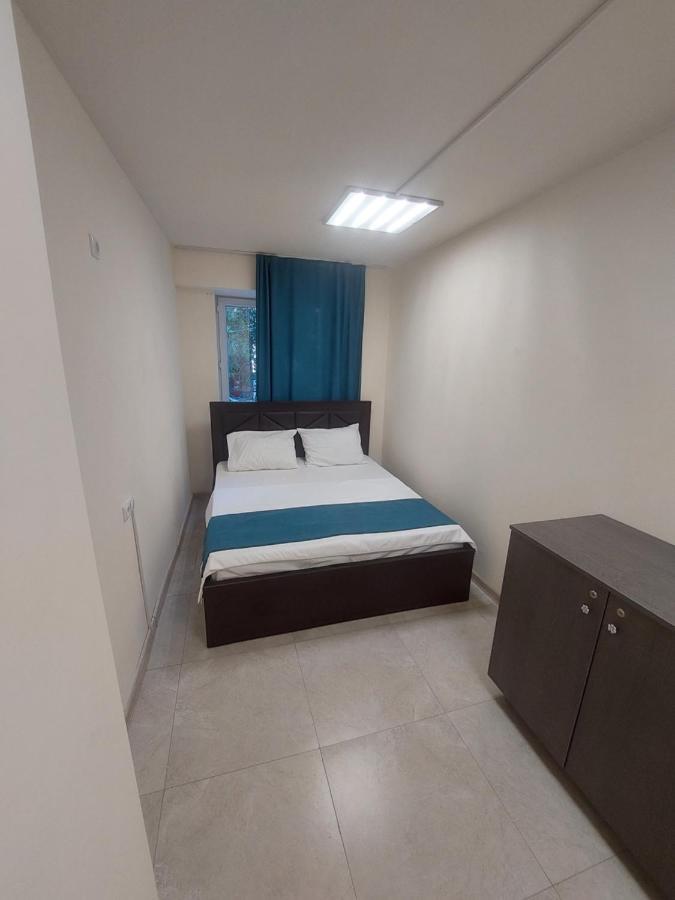 The Best Hotel-Hostel Yerevan Exterior photo
